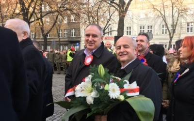 11 listopada 2019 pod&nbsp;pomnikiem Józefa Piłsudskiego